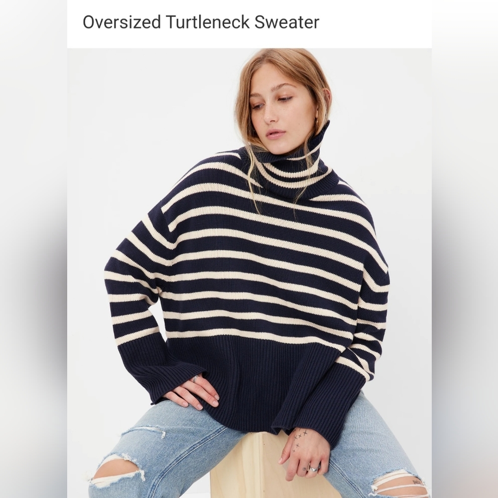 GAP Oversized Turtleneck Sweater